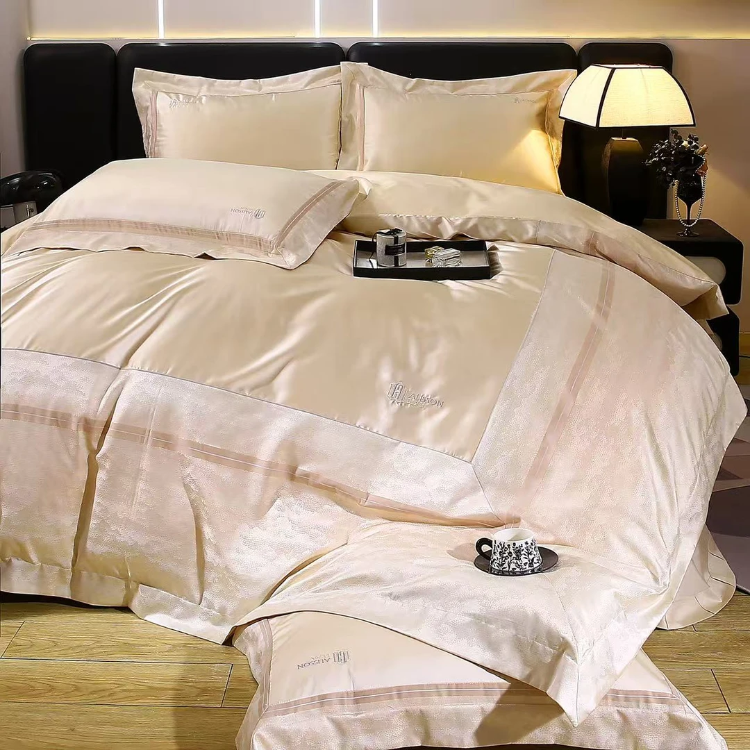 月亮家-真丝款-高定云府蜀锦缎真丝埃及棉色织四件套-晚风意/香槟