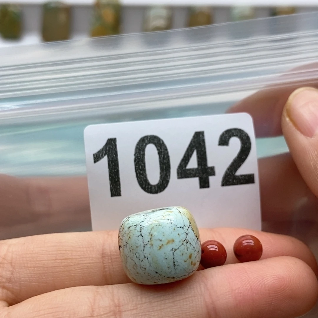 南红玛瑙颈饰未镶嵌