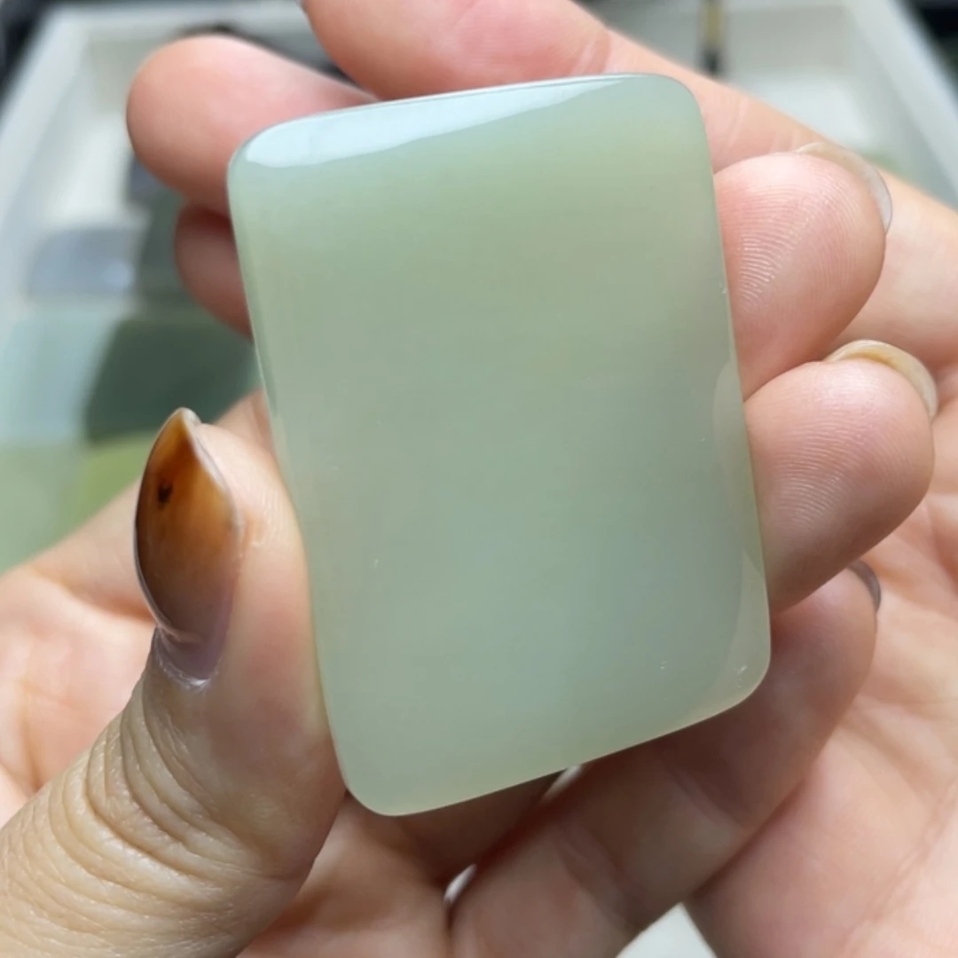 【闪购商品】颈饰未镶嵌和田玉