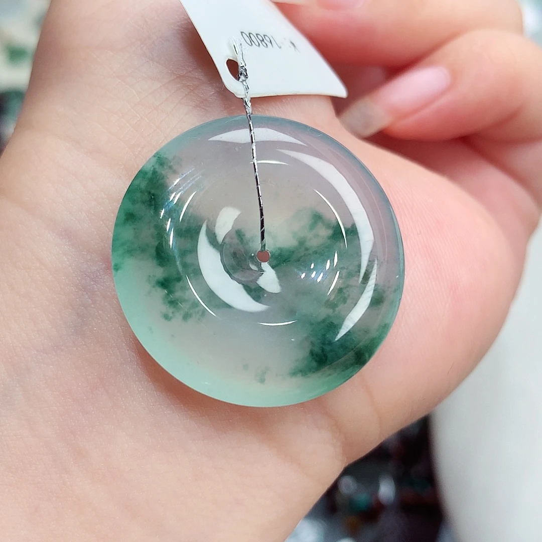 翡翠未镶嵌颈饰翡翠49，28.5/5.7