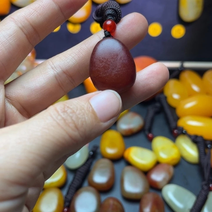 用***1和田玉（糖玉）未镶嵌珠宝半成品