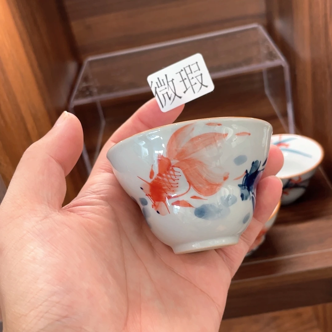 釉下手绘茶具微瑕