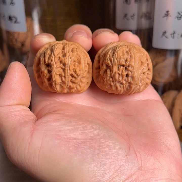 ****七文玩核桃把件元宝全品无修福利