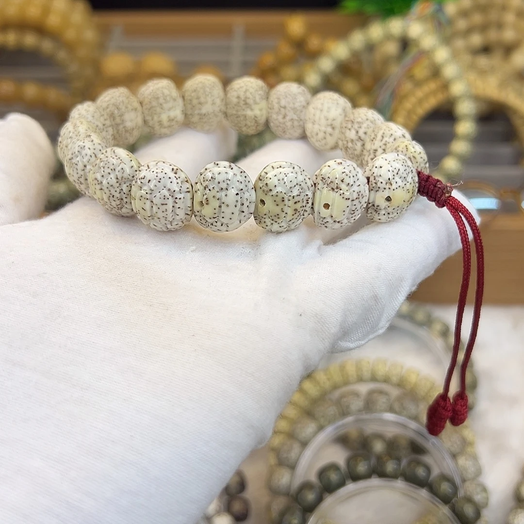 青***星月菩提吊坠16左右富甲