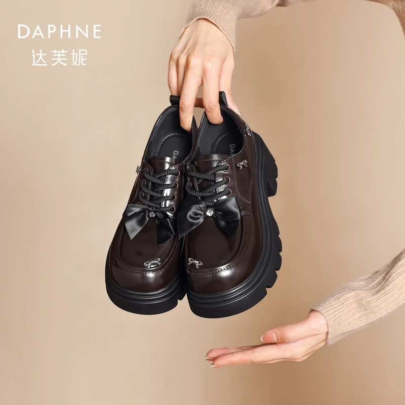 Daphne/达芙妮厚底小皮鞋女春季百搭系带深口单鞋时尚圆头乐福鞋