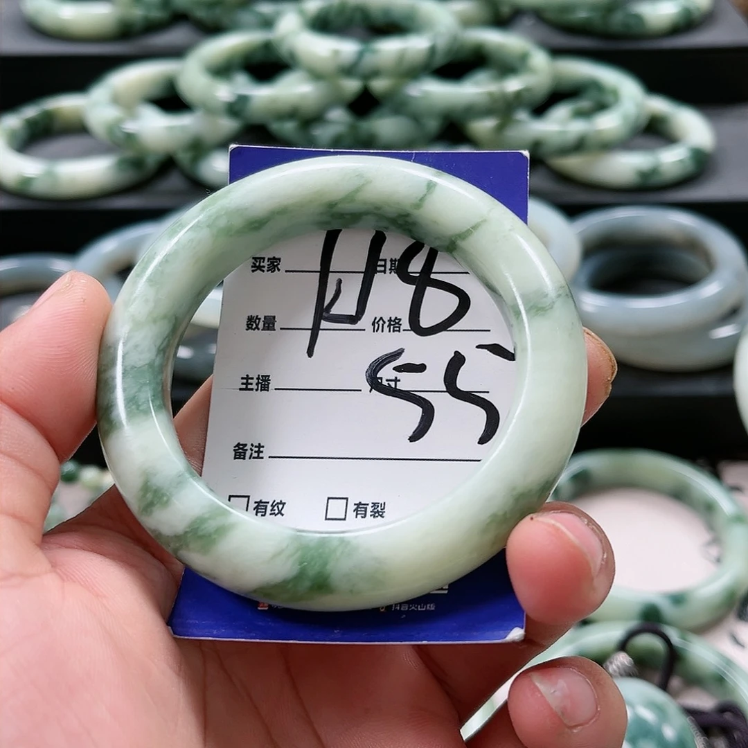 【闪购商品】未镶嵌透闪石-蛇纹石玉手镯