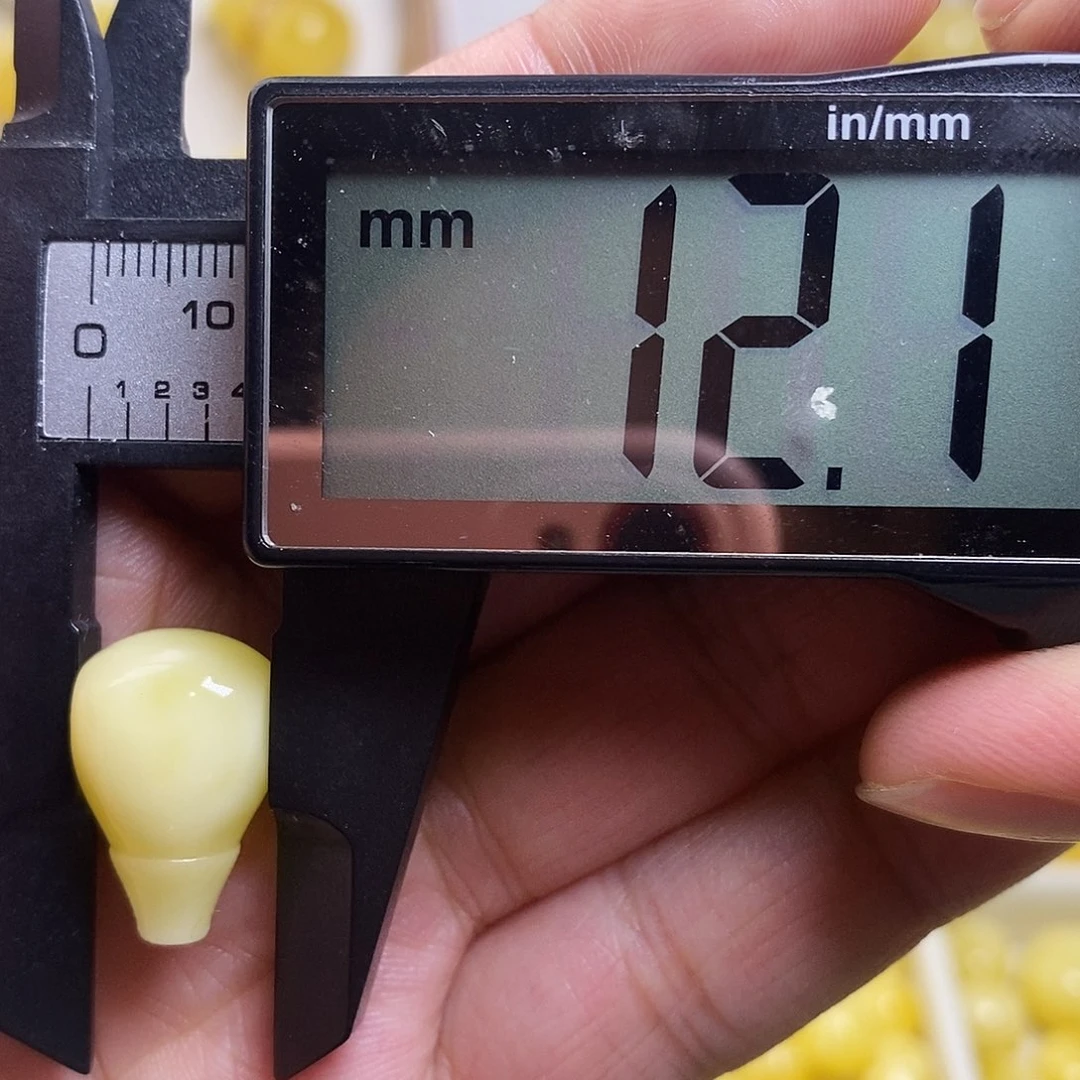 裸石琥珀未镶嵌蜜蜡三通