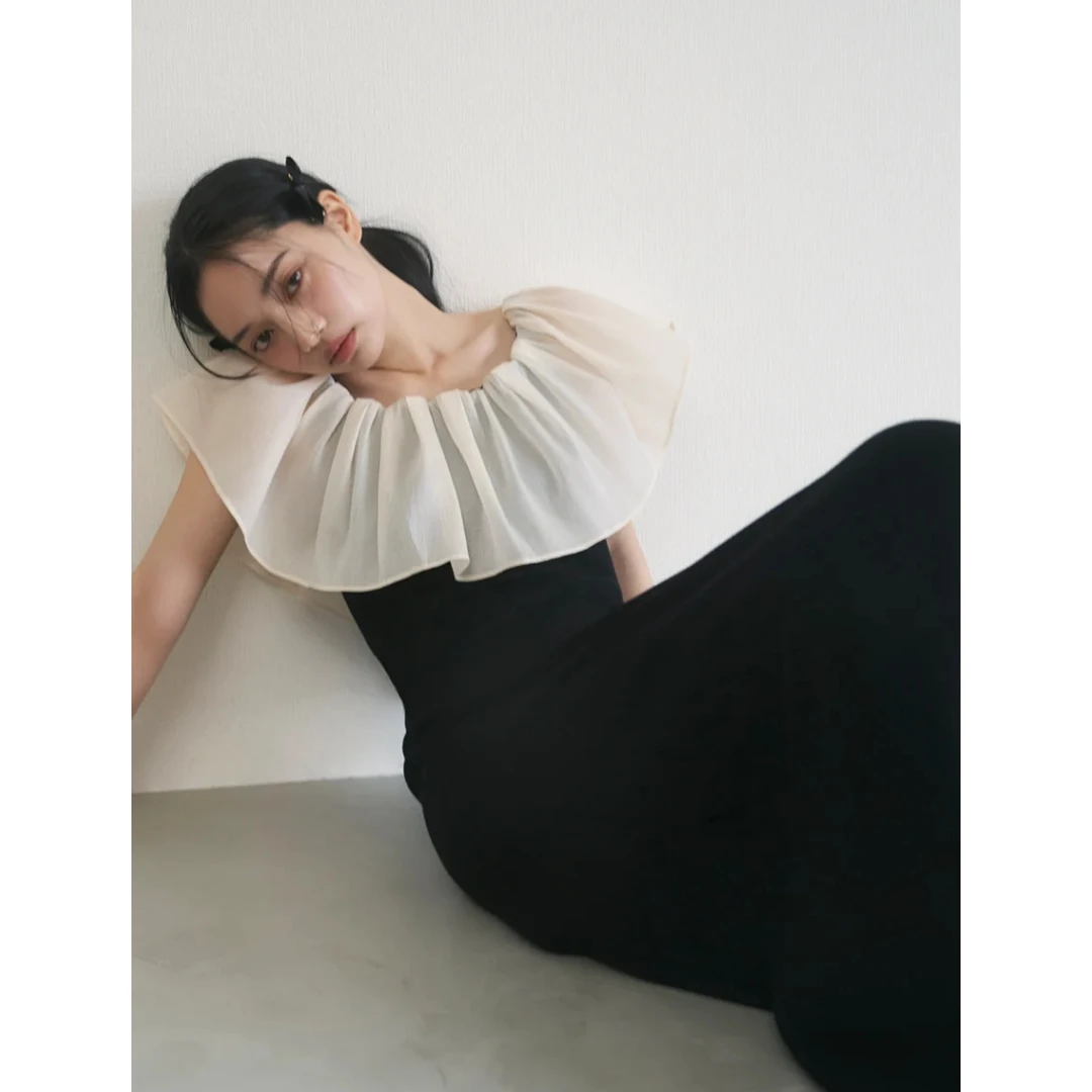 【Yumiko】杂志款 S 一字领露肩秋冬优雅荷叶边拼接针织连衣裙