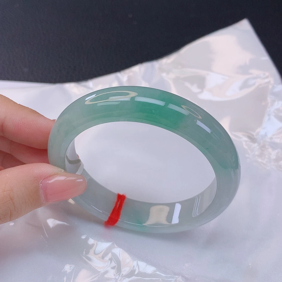 翡翠手镯未镶嵌翡翠3098