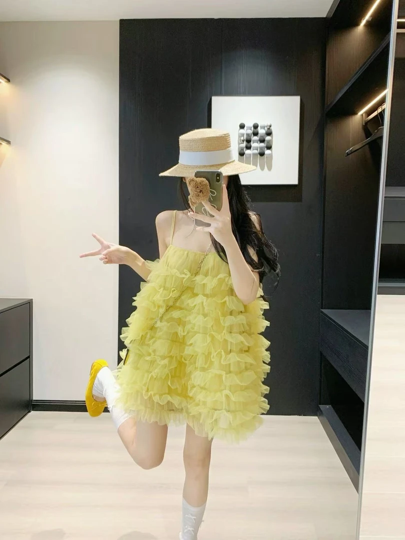 夏日绝美小裙子女法式小个子甜美减龄蓬蓬裙网纱吊带裙