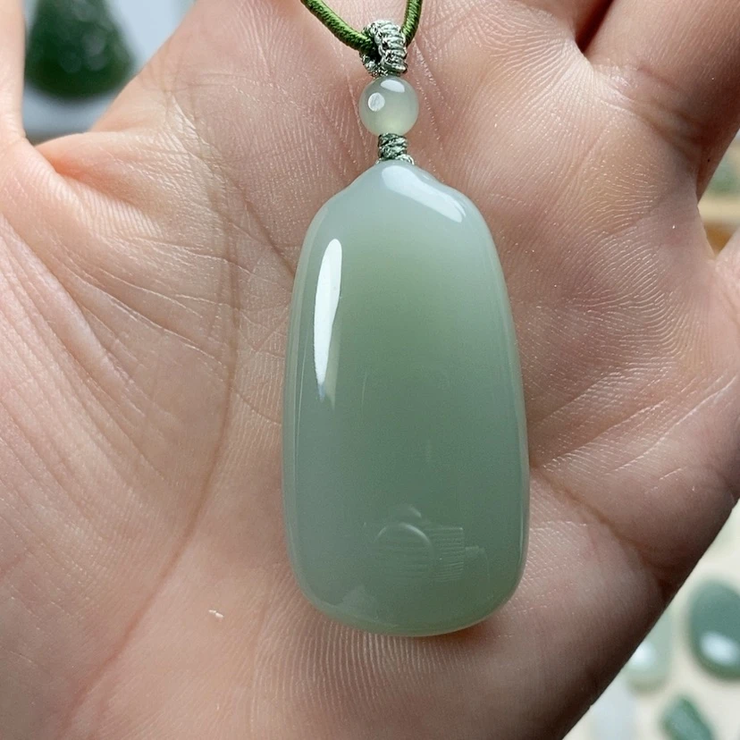 【闪购商品】颈饰未镶嵌和田玉