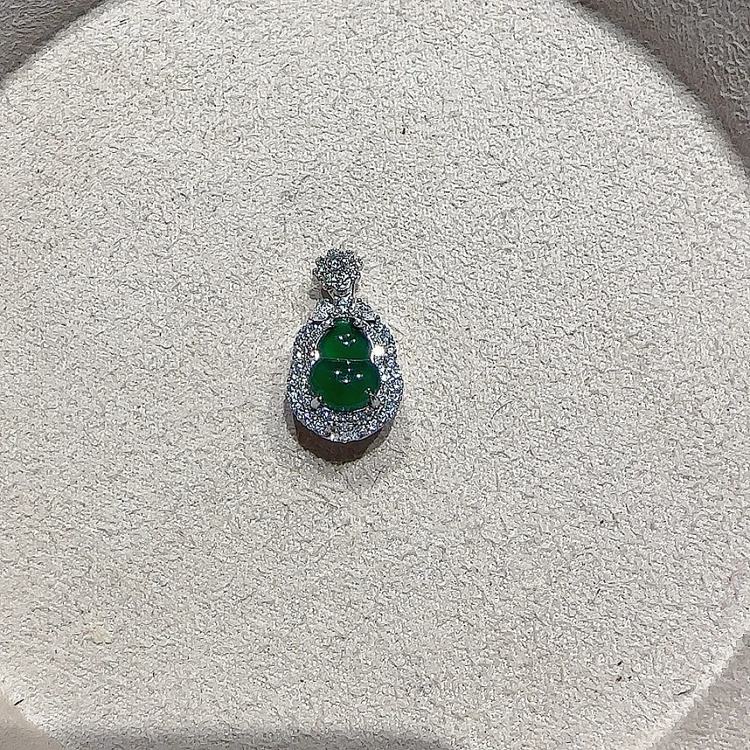 银镶翡翠葫芦吊坠（多样性发货）