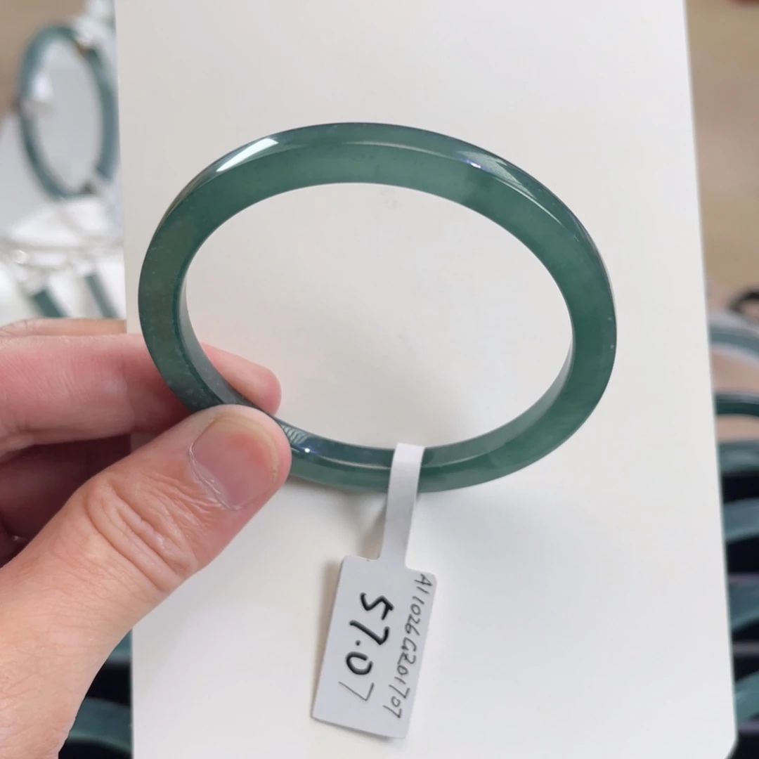 翡翠手镯未镶嵌C****s57.07