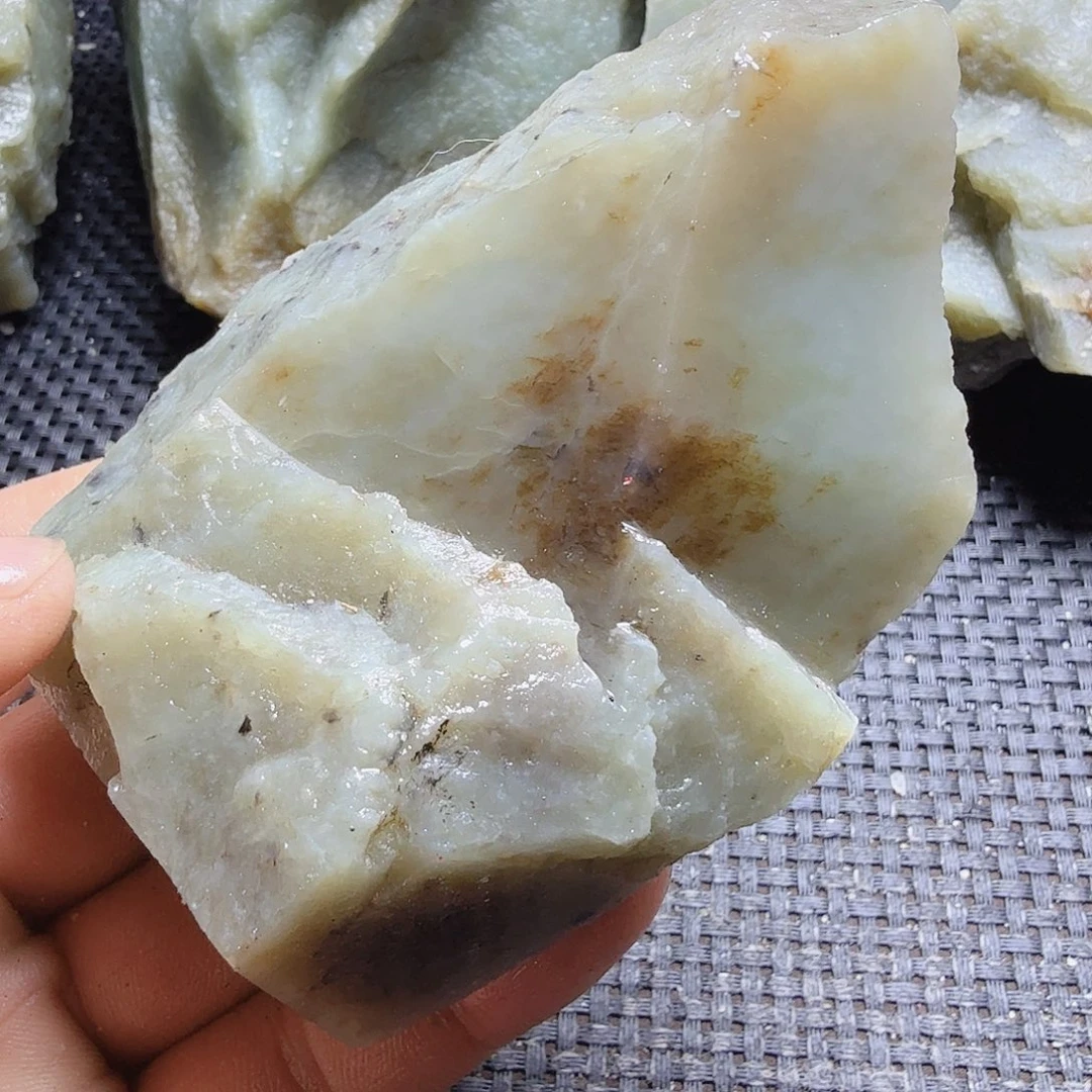 和田玉（糖玉）未镶嵌珠宝半成品