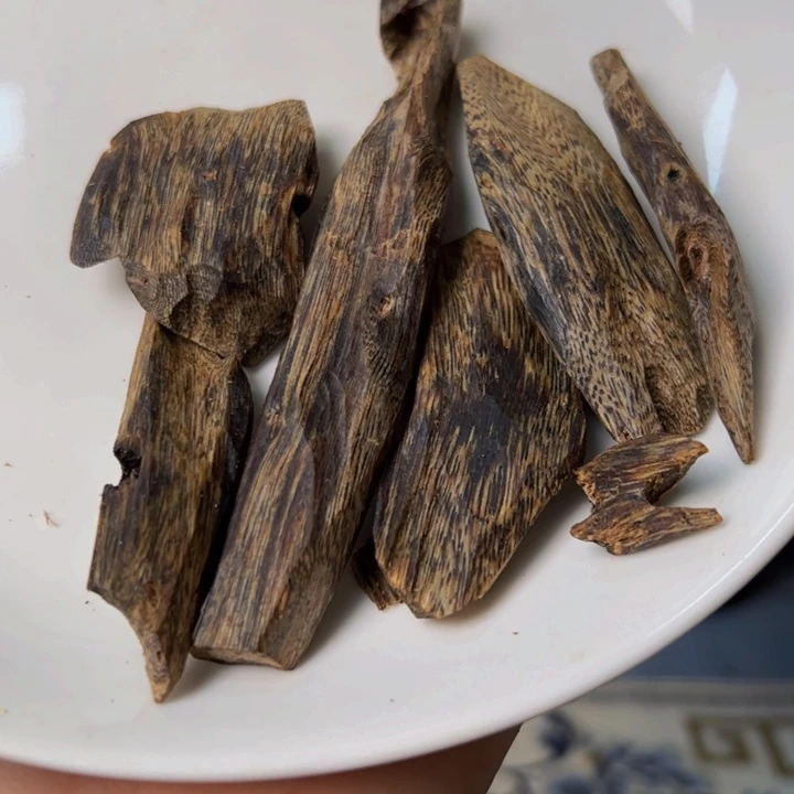 沉香碎屑沉香奇楠张勺子老料33克