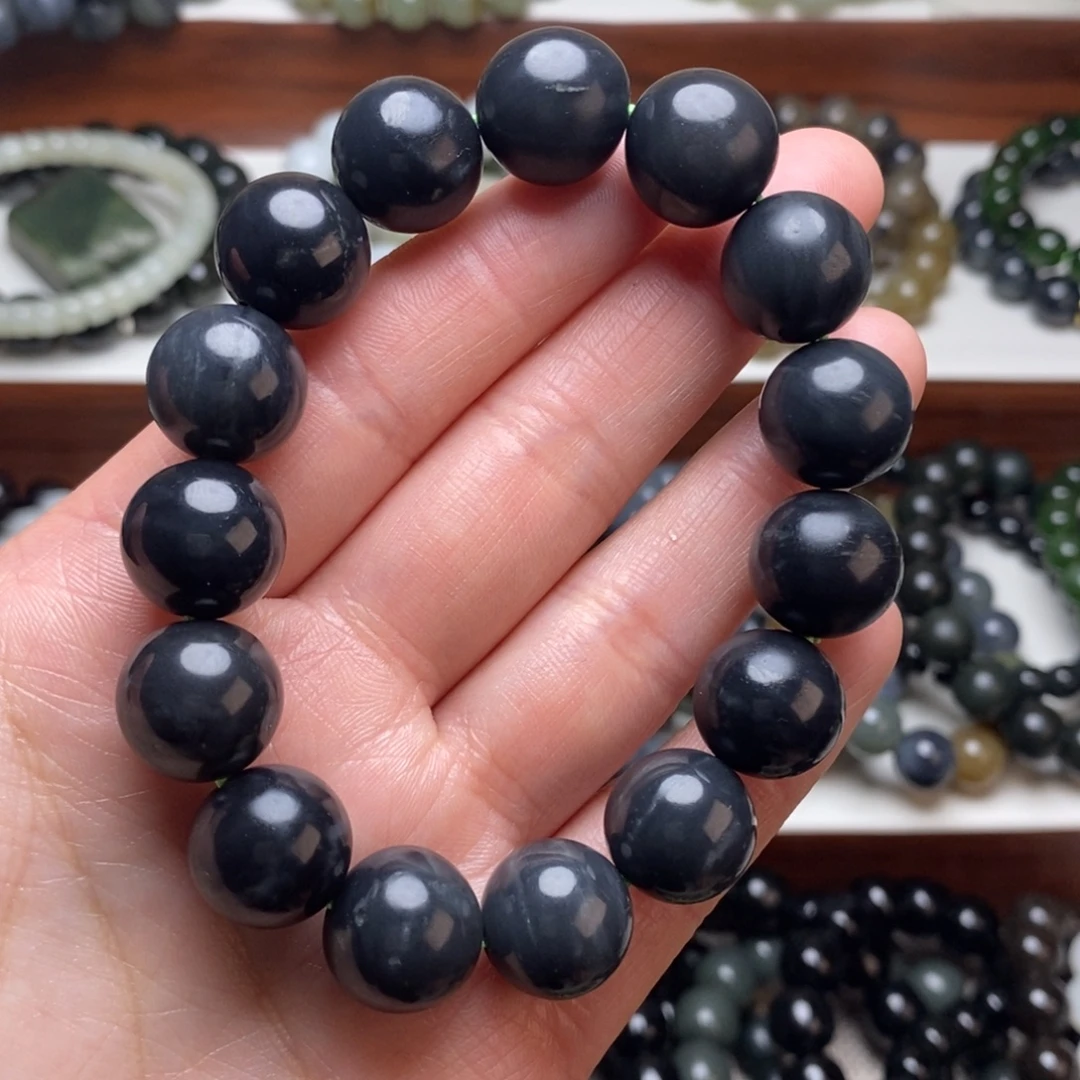 和田玉未镶嵌手串