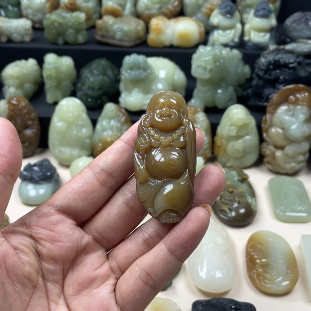 颈饰未镶嵌和田玉