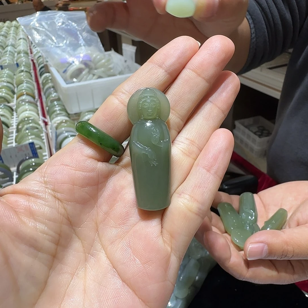 和田玉未镶嵌颈饰随机发672