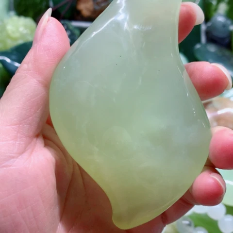 蛇纹石玉未镶嵌手把件