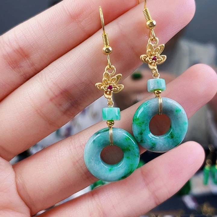 翡翠耳饰未镶嵌饰品