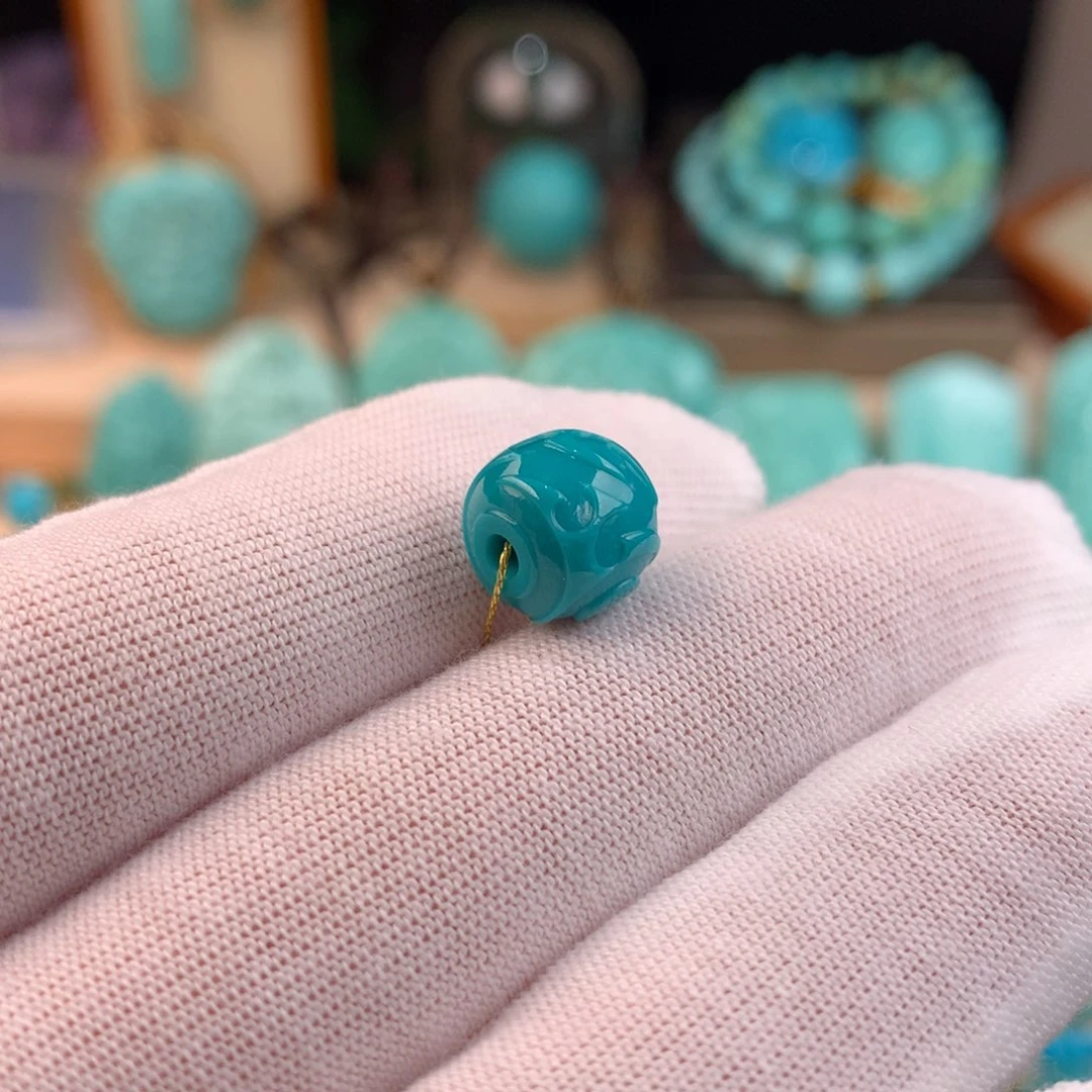 绿松石未镶嵌老型珠卡9.5