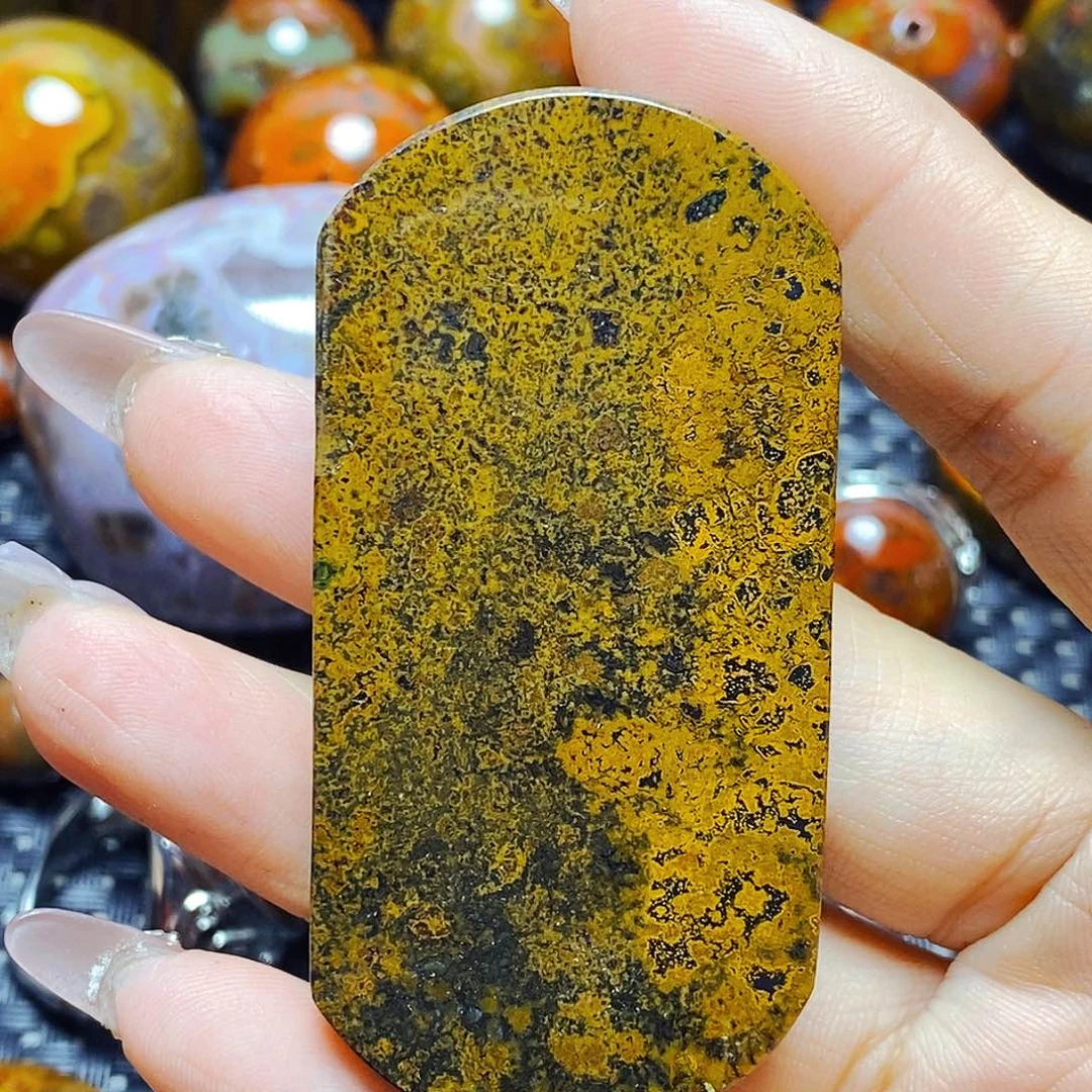 未镶嵌颈饰玛瑙/玉髓天****〆