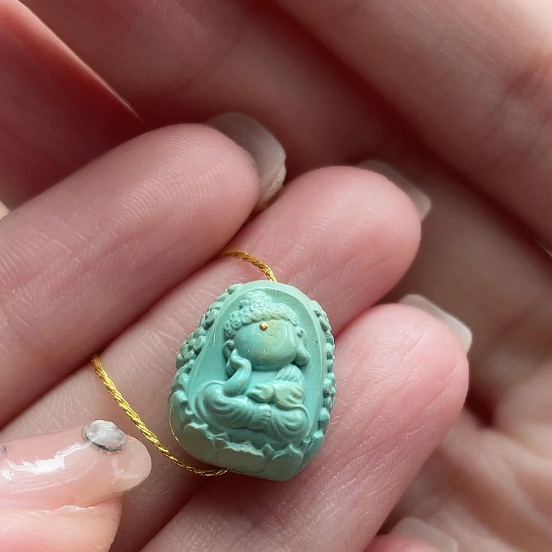 绿松石未镶嵌颈饰