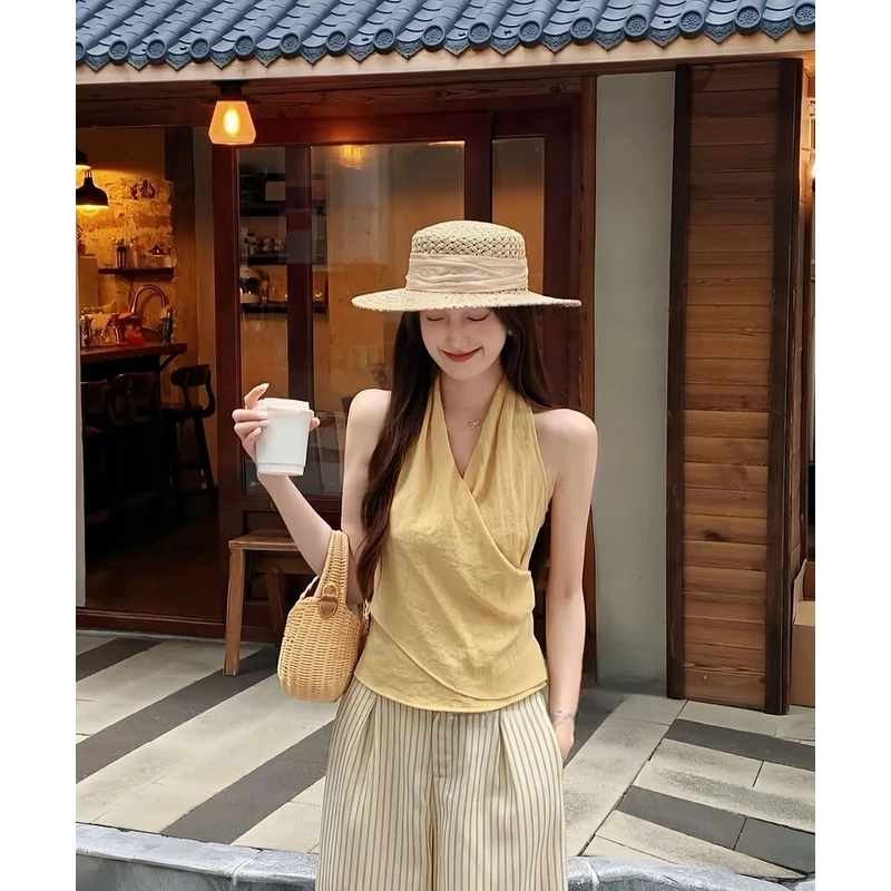 2025纯欲风百搭背心8uioio挂脖上衣女装内搭清冷高级感小衫通勤