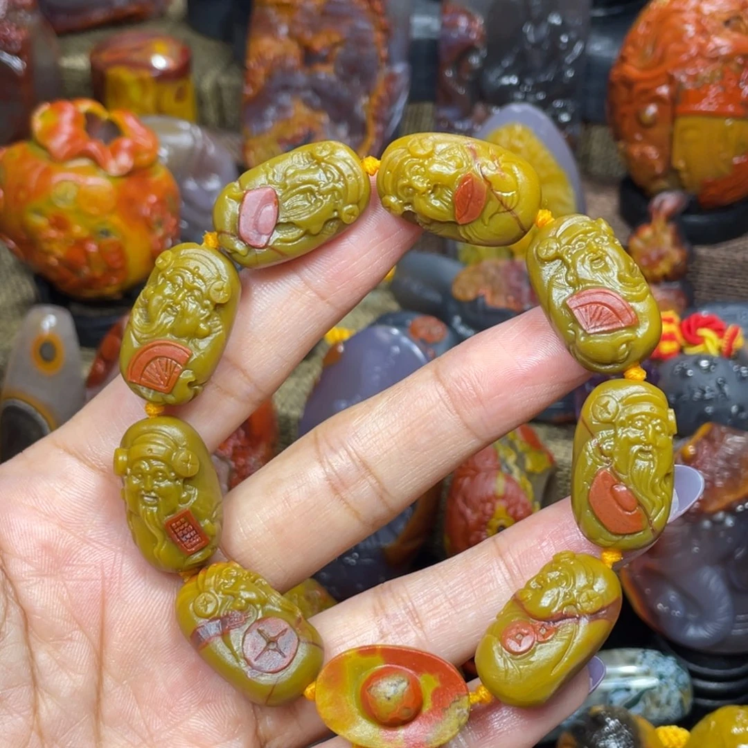 未镶嵌玛瑙/玉髓珠宝奇石刘大湾，财神手持