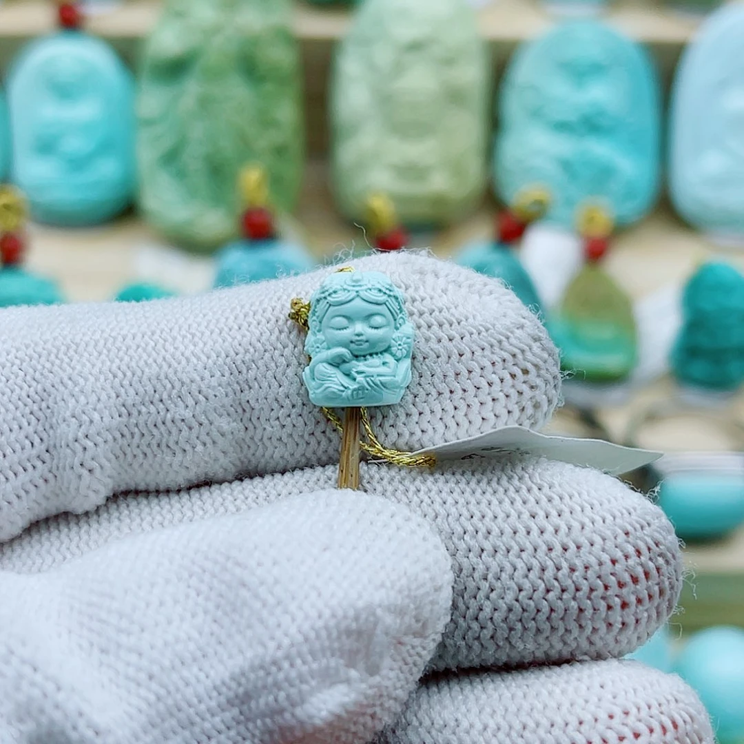 绿松石未镶嵌珠宝奇石