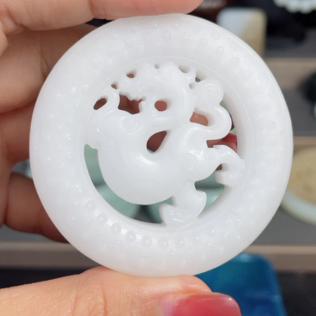 【闪购商品】颈饰未镶嵌和田玉