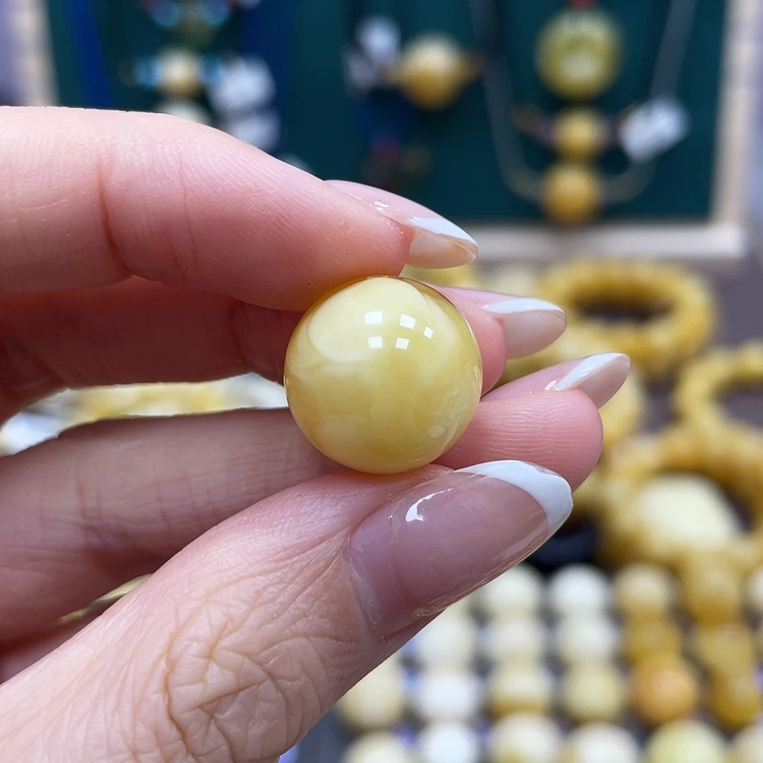 未镶嵌蜜蜡裸石15.0mm瑕疵