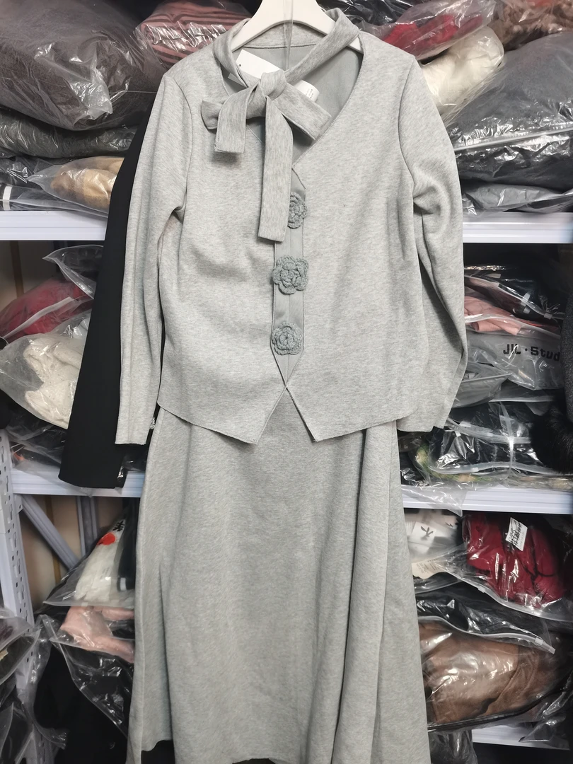 3230三朵小花长裙套装