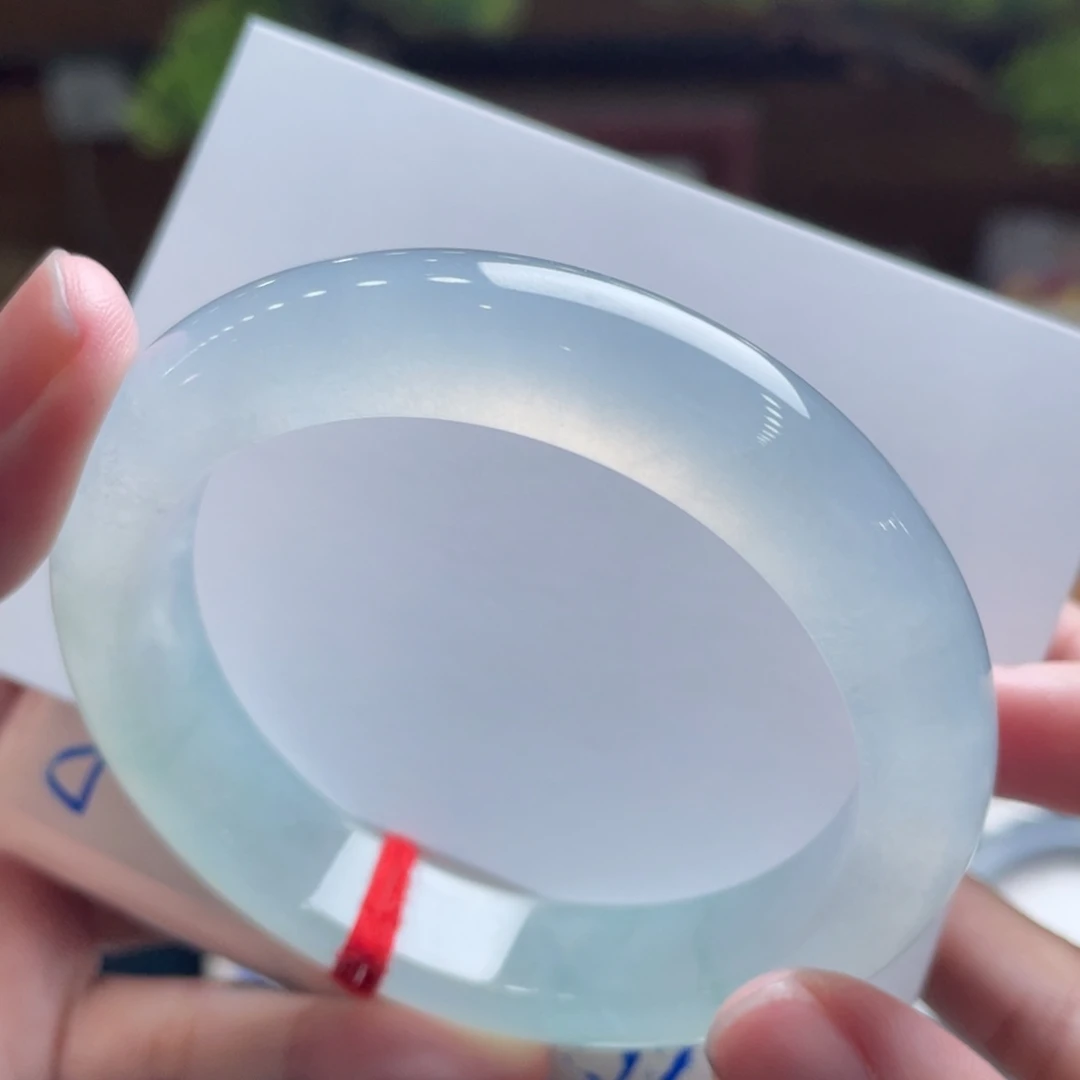 翡翠未镶嵌手镯54.4强推 冰