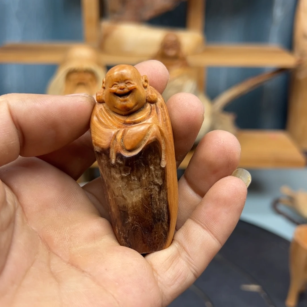 木Z***w崖柏木摆件手把件，