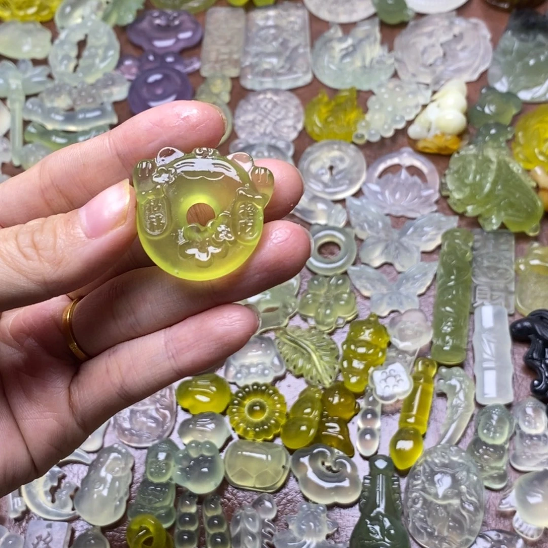 蛇纹石玉合金项链