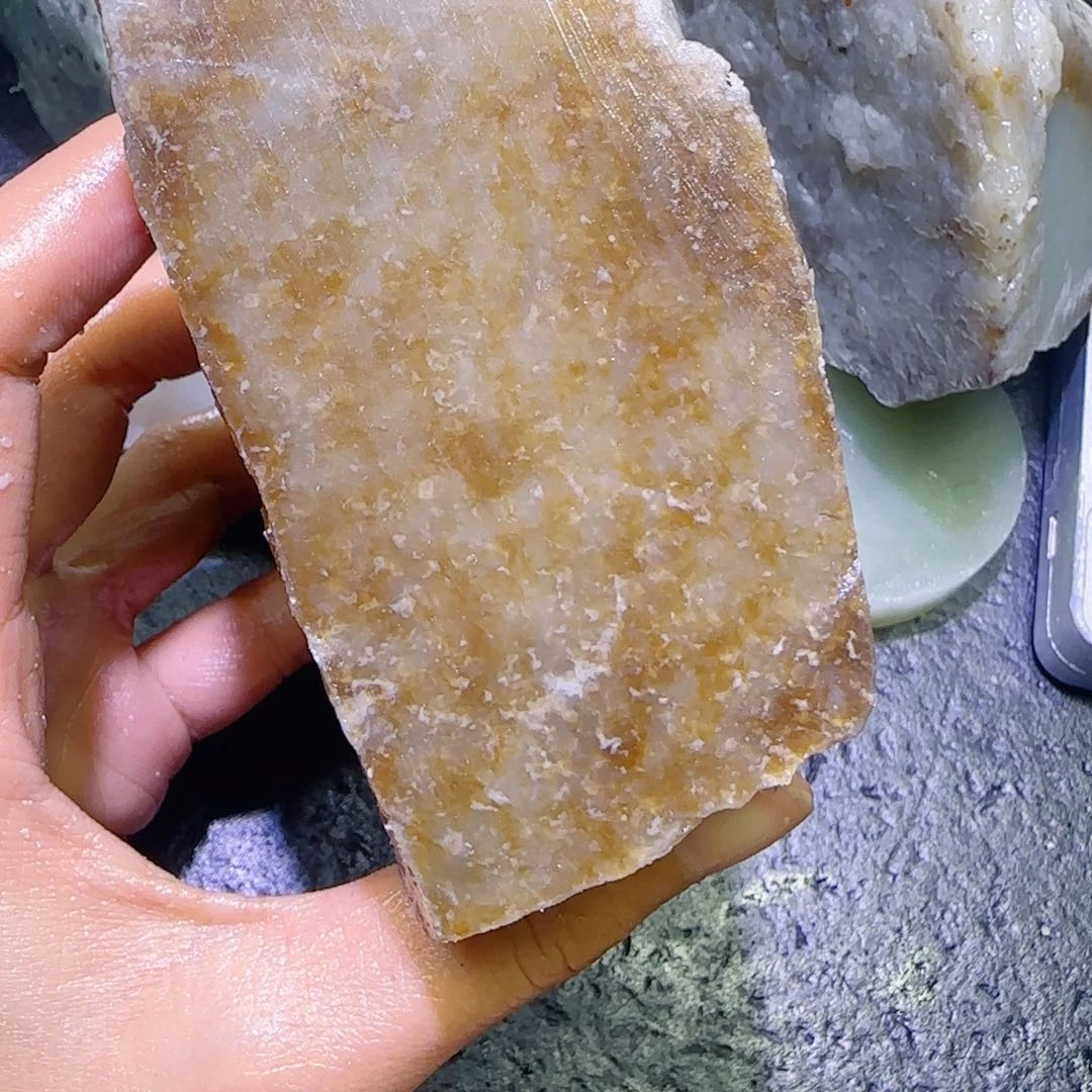 和田玉未镶嵌珠宝半成品