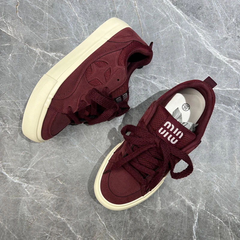 鞋子男款国潮低帮男士星星板鞋2025爆款潮流百搭学生休闲面包鞋男