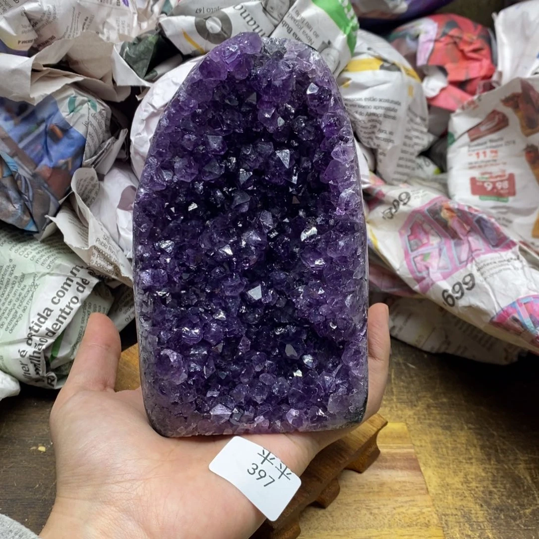 紫晶乌拉圭未镶嵌