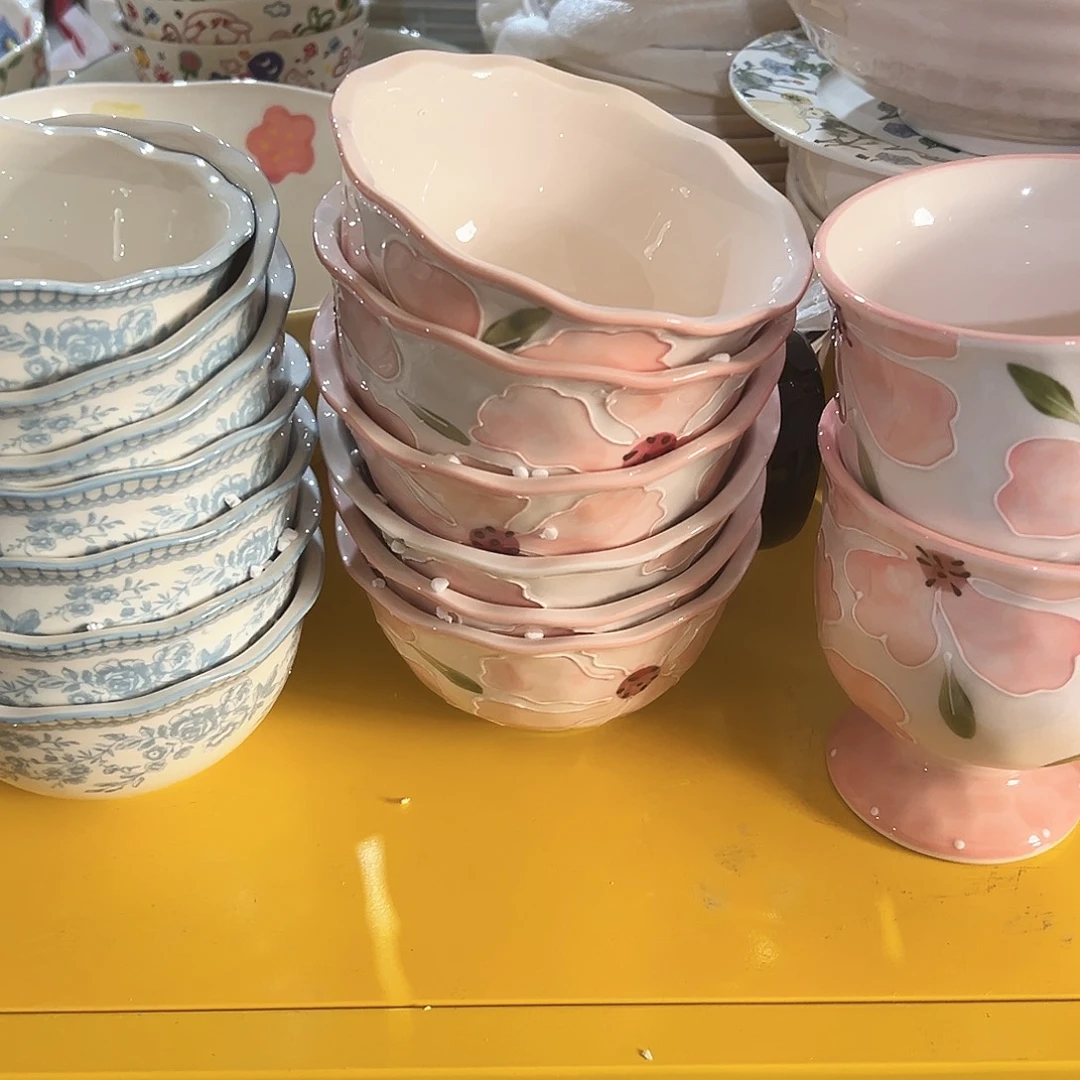 余***摆潮州陶瓷餐具微瑕