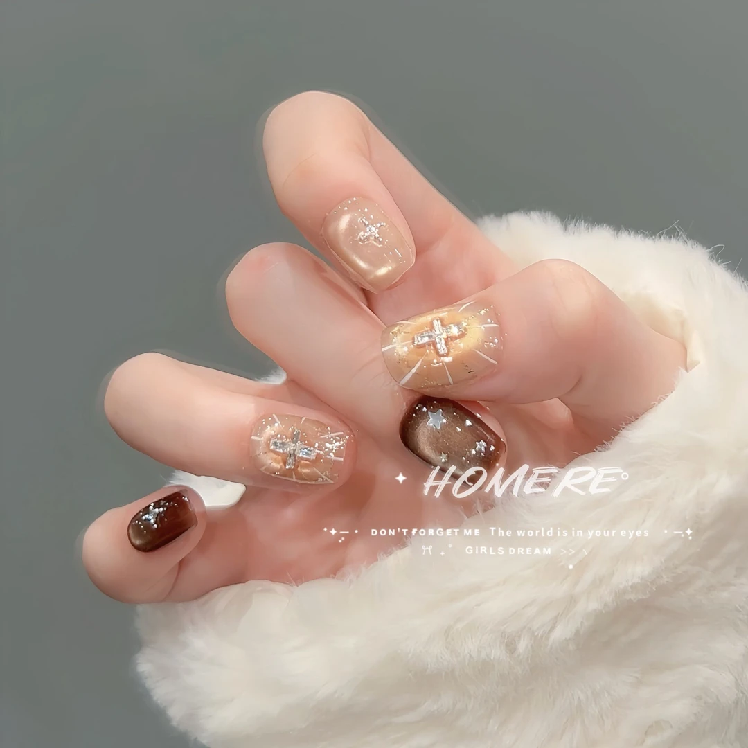 【神域之光】秋冬氛围感高级感可拆卸穿戴甲片甜酷简约风格美甲