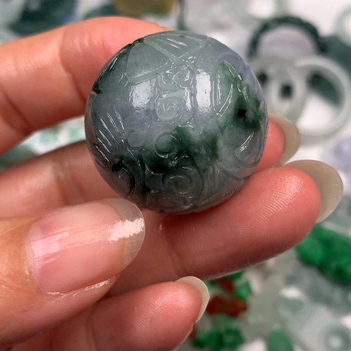 J***y未镶嵌定制翡翠翡翠