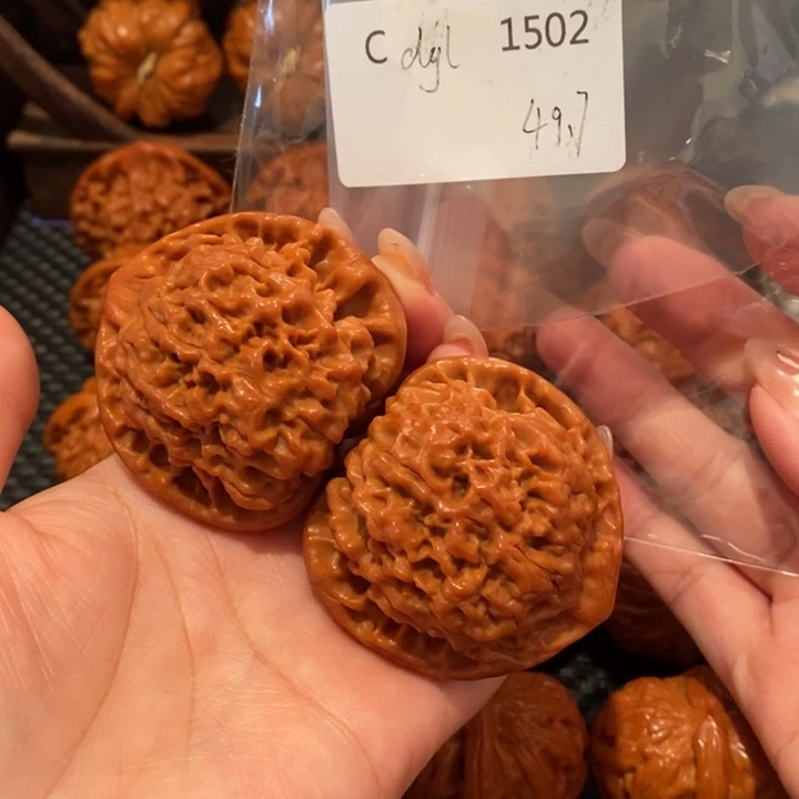 8***0文玩核桃把件精品