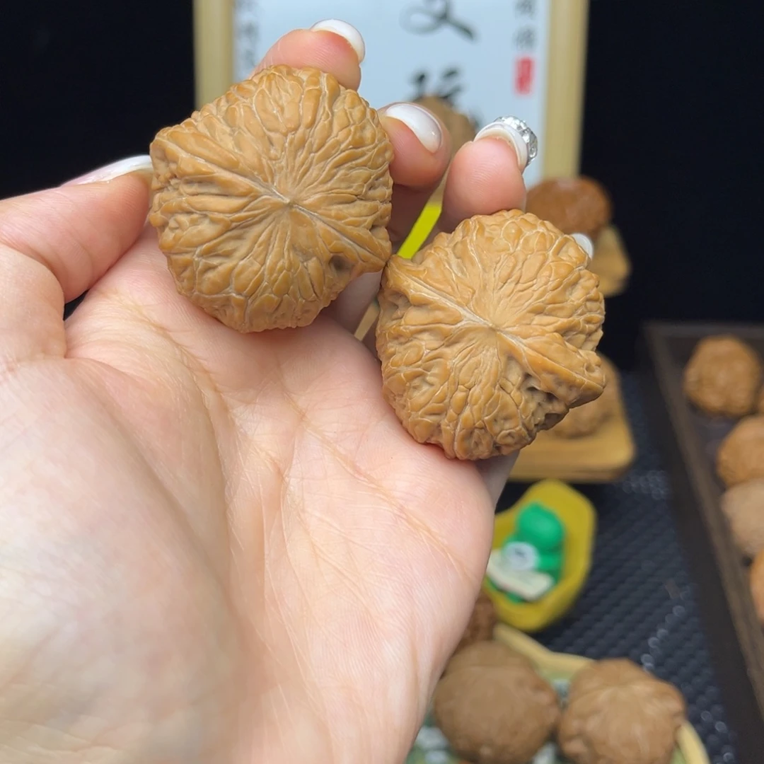 文玩核桃吊坠铁锤40➕全白茬
