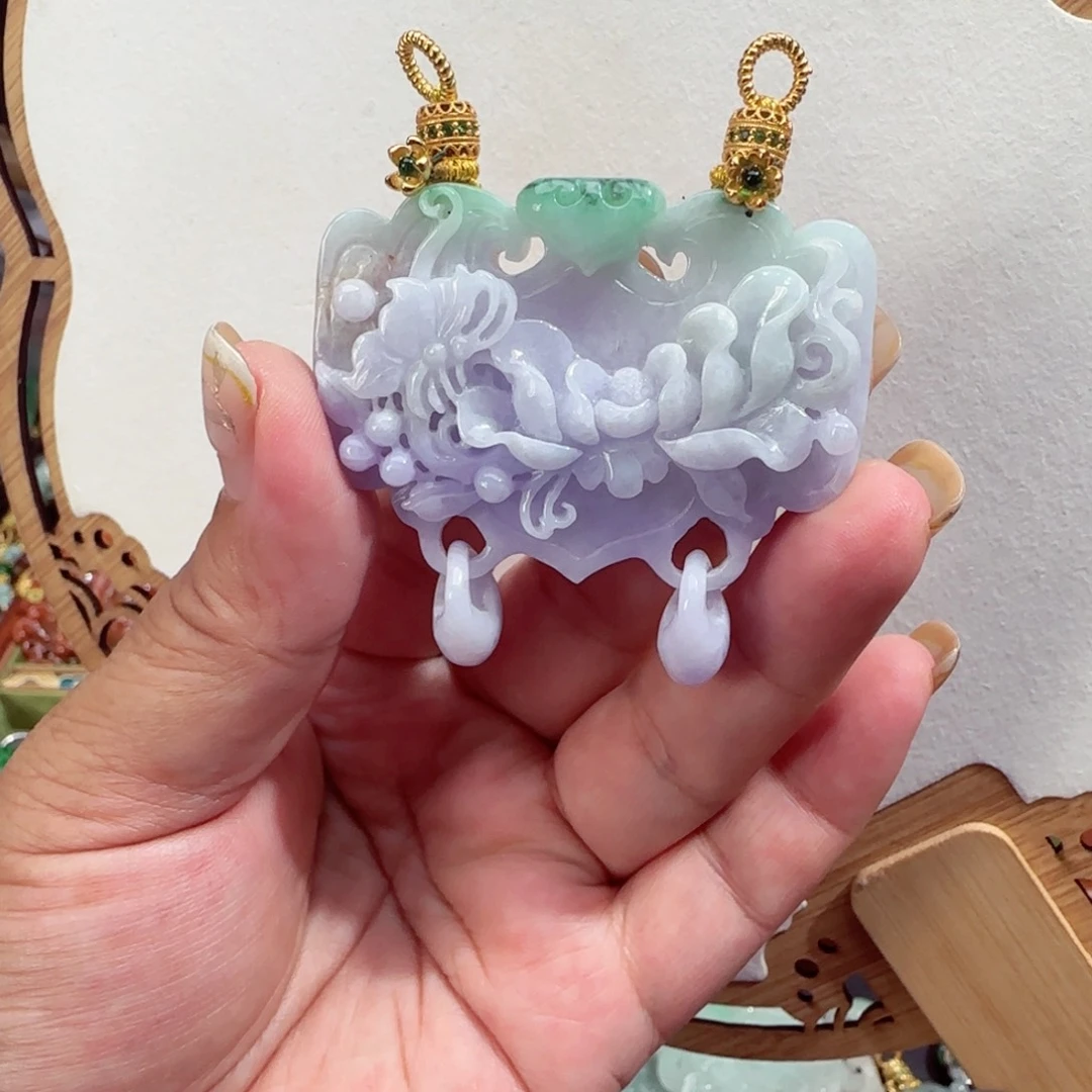 翡翠未镶嵌颈饰仿古