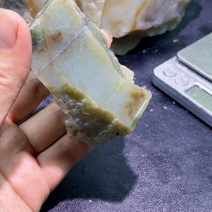 未镶嵌和田玉珠宝半成品