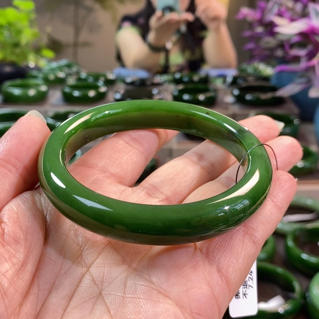和田玉（碧玉）手镯未镶嵌