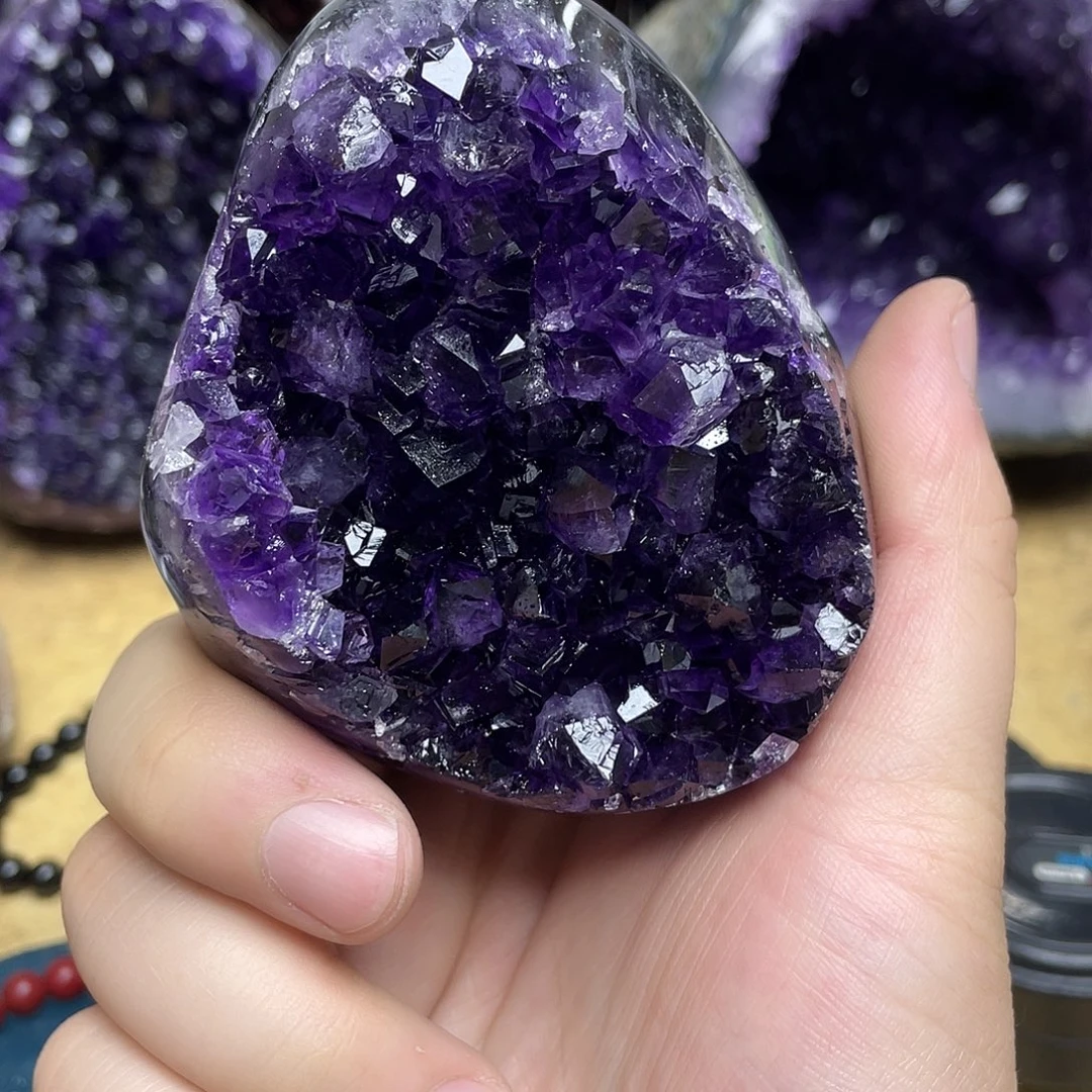 紫晶大型摆件（非配饰）未镶嵌