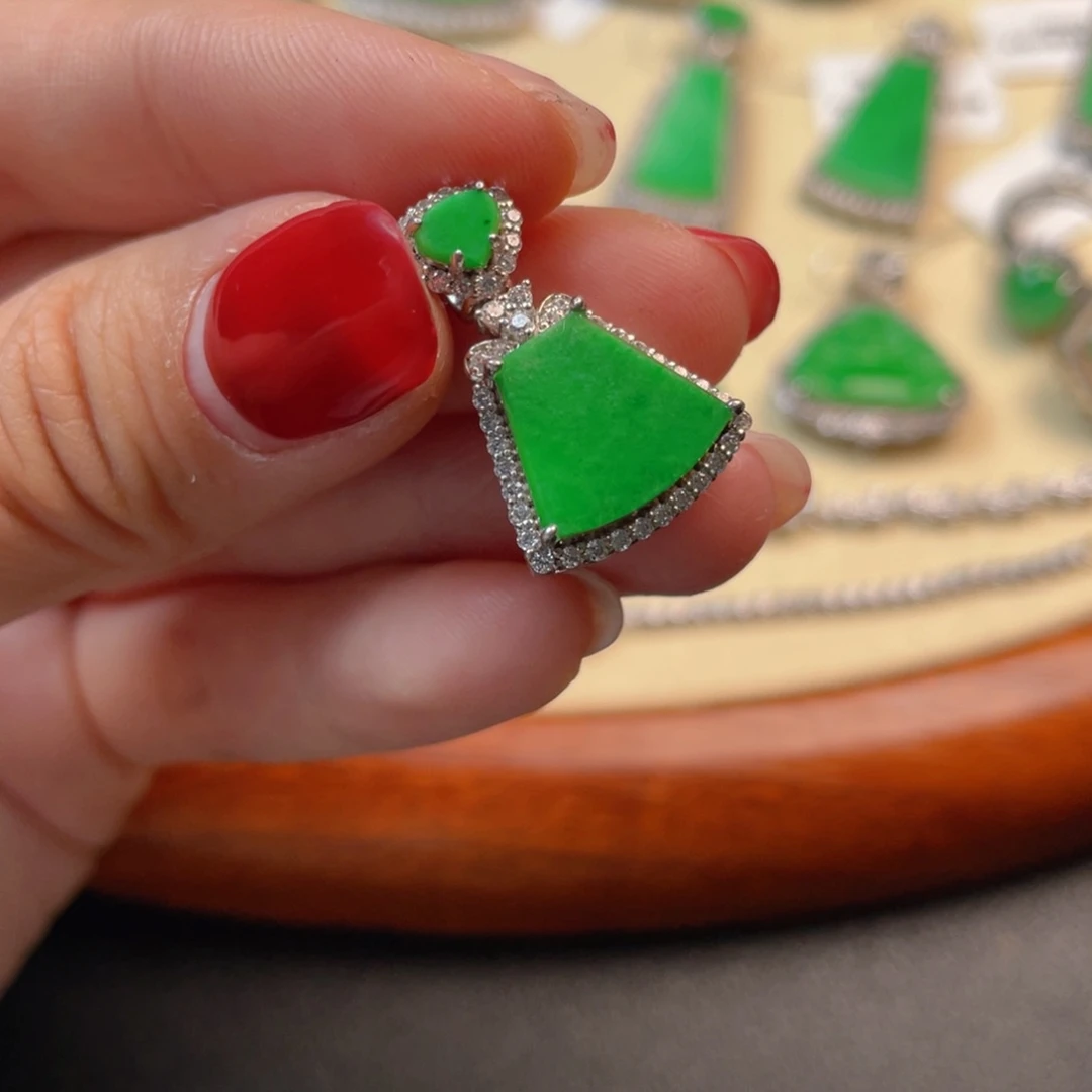 翡翠吊坠(不含链)银S925镶嵌