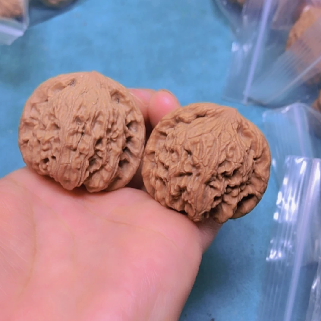 【闪购商品】摆件核桃39.5红狮子全品出油